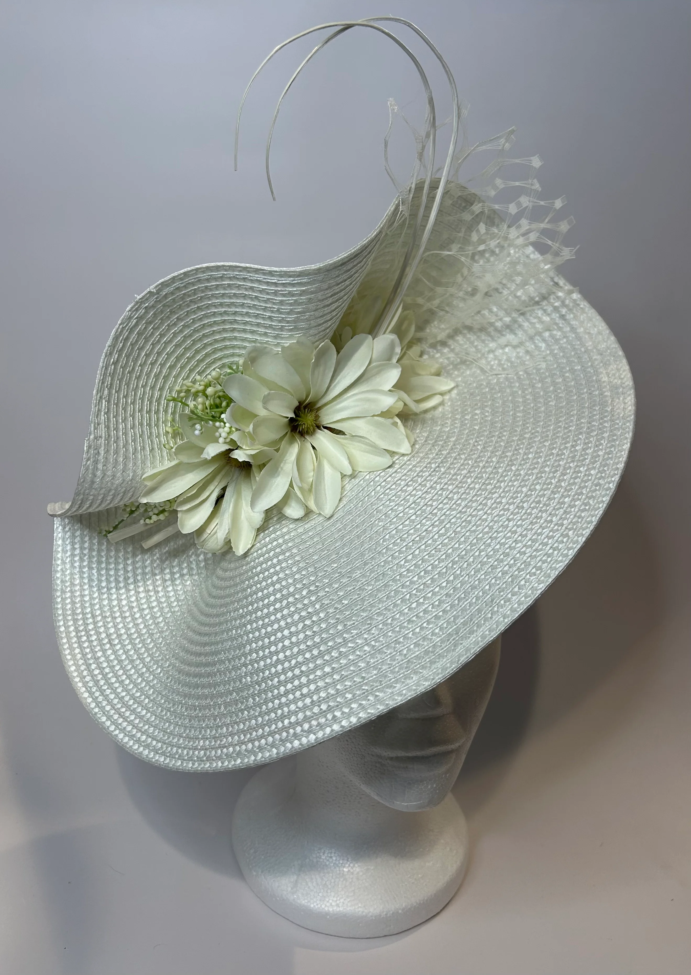White Saucer Fascinator Hat with Daisy Blooms and Quills — handmade in Louisville, KY
